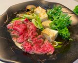 A picture of step 6 of Sukiyaki (Japanese Beef Pot).