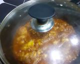 A picture of step 5 of Chicken Kosha Masalah.