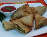 A picture of step 5 of Chunky Potato Samosa.