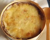 Foto del paso 2 de la receta: Queso Mont d´Or con vino blanco y ajo, al horno