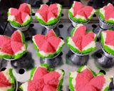 Foto langkah ke 4 dari resep Bolu Kukus Mekar Semangka.