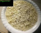 A picture of step 1 of Jikakkiyar indomie da lipton.