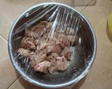 Foto langkah ke 2 dari resep Ayam Kukus Jahe Chef Devina Hermawan.