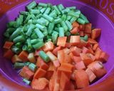 Foto langkah ke 1 dari resep Tumis veggie (buncis wortel).