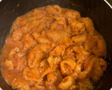 Foto del paso 4 de la receta: Chicharrón en salsa roja