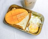 Hình bước làm 2 của món Giảm cân + eat clean: Granola + Ức gà xào mì than tre + Bánh mì trứng