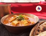 A picture of step 5 of Matar paneer.
