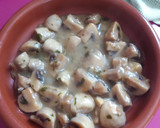 Foto del paso 3 de la receta: Champiñones en salsa con huevo