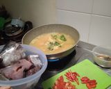 Foto langkah ke 4 dari resep Ikan tongkol kuning pedes asam manis seger.