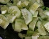 Foto del paso 1 de la receta Ensalada de pepino con yogur