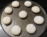 தேங்காய் குக்கீஸ் (Cocount cookies) ரெசிபி ஸ்டேப் 7 புகைப்படம்