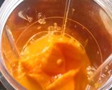 A picture of step 2 of Apricot mango drink.