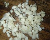 Foto langkah ke 2 dari resep Tumis Sawi Sosis.