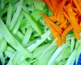 Hình bước làm 1 của món Su Su Xào Cà Rốt
