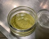 Une image de l'étape 7 de Sauce salade à la moutarde à l'ancienne, ail, soja et persil.