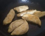 A picture of step 3 of Fish Momos.