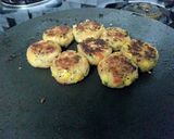 A picture of step 2 of Corn Tikki Burger.