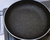Foto langkah ke 6 dari resep Martabak manis teflon, step by step.