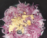 A picture of step 7 of Spaghetti with sossi chunks.