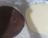 A picture of step 6 of Marble biscuits.