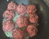 Foto del paso 2 de la receta: Albóndigas en salsa de zanahorias y tomates
