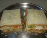 A picture of step 3 of Cheez mayo dhamaal sandwich.