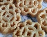 Foto langkah ke 6 dari resep Kembang Goyang super renyah anti gagal.