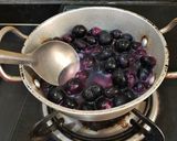A picture of step 3 of Jamun Fruit Jam.