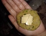 A picture of step 6 of Chicken cheese balls.