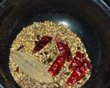 A picture of step 3 of Capsicum & Soya Chunks kadhai masala.