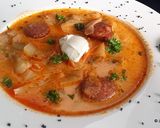 Une image de l'étape 4 de Soupe au chou blanc et à la saucisse fumée.