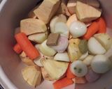 Foto del paso 2 de la receta: Puchero de verduras con pollo sano!!