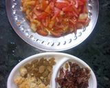 A picture of step 1 of Tamatar khajur ki chutney.
