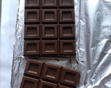 Foto del paso 4 de la receta: Tarta de cumpleaños de chocolate con mermelada, para Mar y Pol