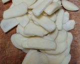Foto langkah ke 6 dari resep Kacang Bawang Santan Empuk dan Kriuk.