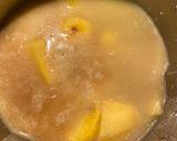 Foto del paso 3 de la receta: Sopa eslovaca de ajo, patata y queso en pan
