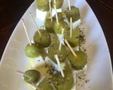 Foto del paso 1 de la receta Pinchos de feta y pepinillos