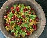 A picture of step 5 of Banarasi Aloo Tamatar Chaat.