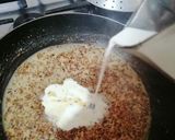 Foto del paso 5 de la receta: Penne rigatti en salsa Alfredo con trozos de lomo de cerdo