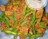 Foto langkah ke 2 dari resep Tumis Kacang Panjang Tempe + Daging Cincang.