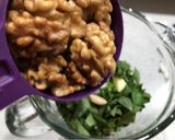 Foto del paso 5 de la receta: Pesto de cilantro con albahaca