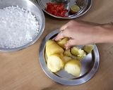 आलू साबूदाने की खिचड़ी (aloo sabudana ki khichdi recipe in Hindi) रेसिपी चरण 2 फोटो