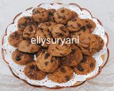 Foto langkah ke 11 dari resep Choco Chips-Cranberries Cookies Simple, Renyah dan Yummy.