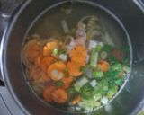 Foto langkah ke 4 dari resep Sup Makaroni Ayam.
