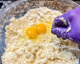 Foto del paso 3 de la receta: Mantecadas de coco