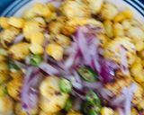 A picture of step 2 of Mahkana Bhel.