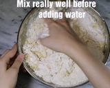 A picture of step 2 of Chicken flower buns recipe.