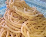 அரிசி முறுக்கு (Arisi Murukku Recipe in Tamil) ரெசிபி ஸ்டேப் 5 புகைப்படம்