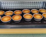 Foto langkah ke 6 dari resep Bolu Suri.