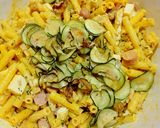 Foto del passaggio 14 della ricetta Insalata di pasta ricca estiva